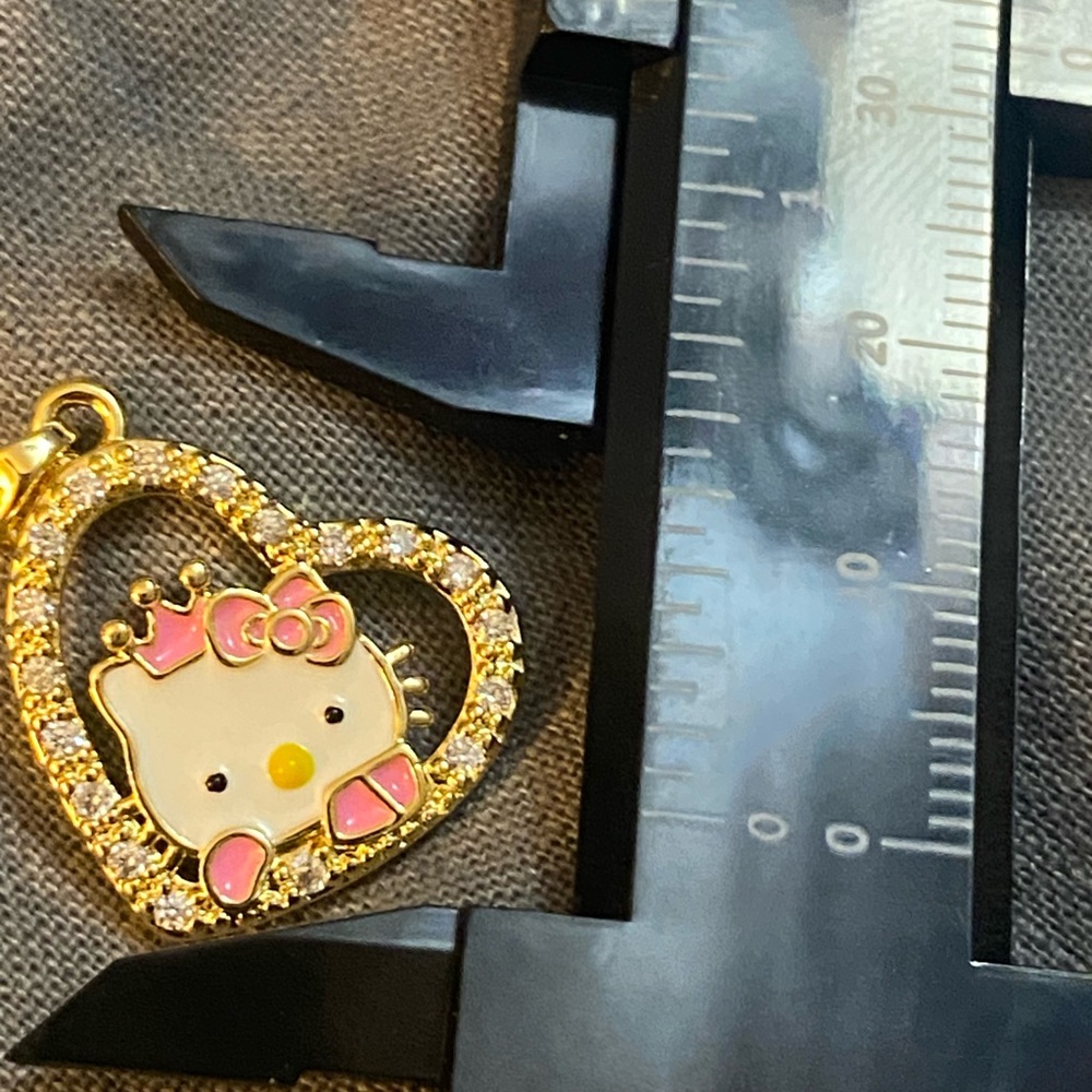 14k Gold Heart Pendant with Hello Kitty! - Picture 3 of 4